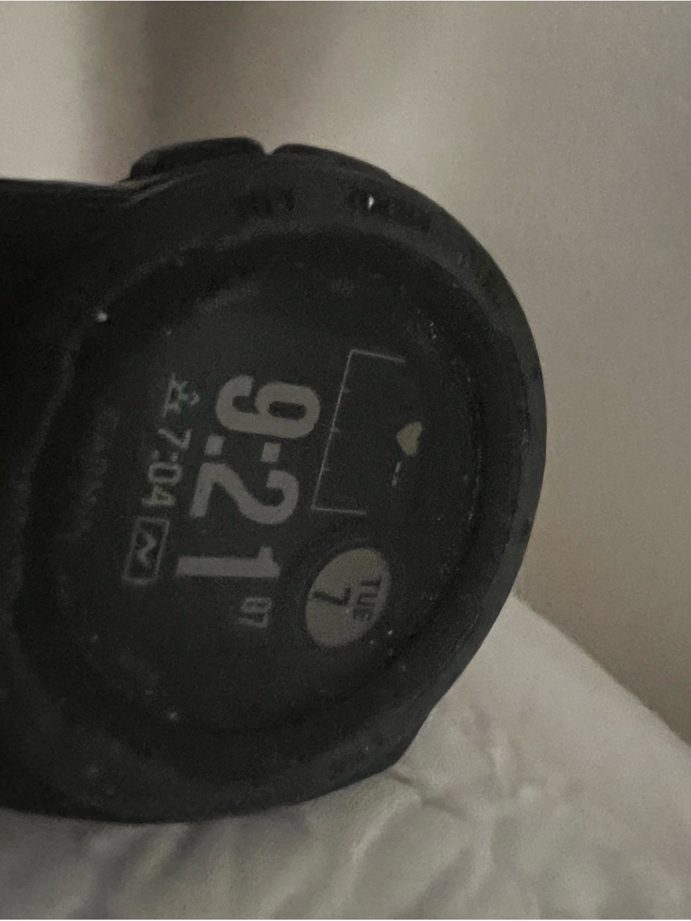 garmin black GPS smartwatch with black silicone strap - Picture 7 of 7